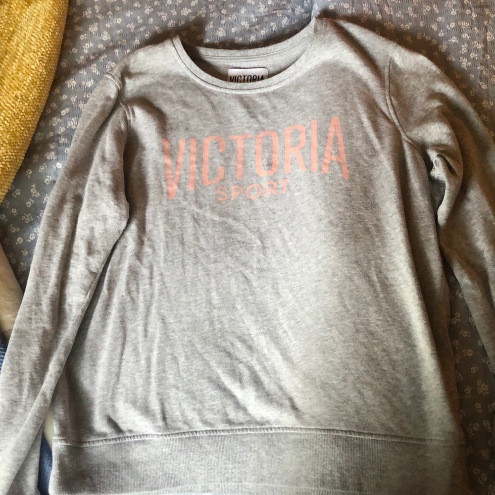 Victoria Sport Sweatshirt